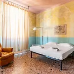 Center Via Del Borgo 1 Apartamento *